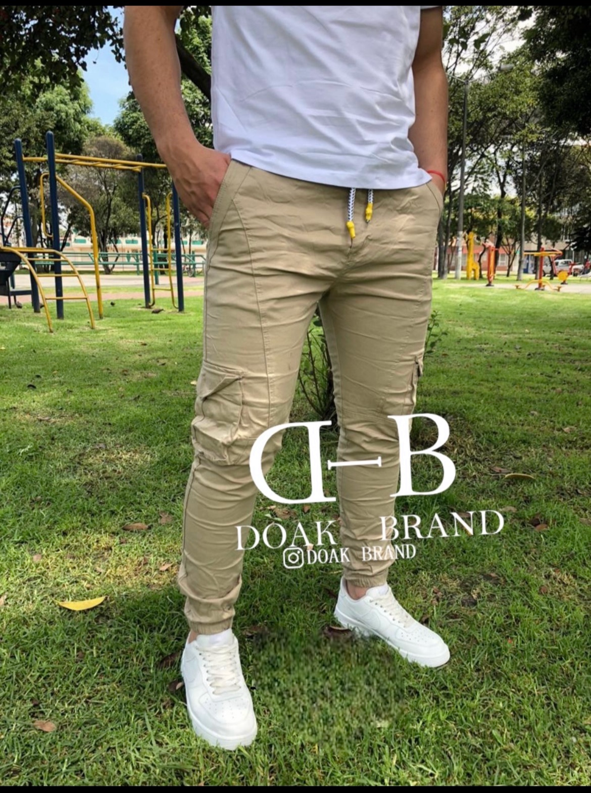 Pantalon jogger dril